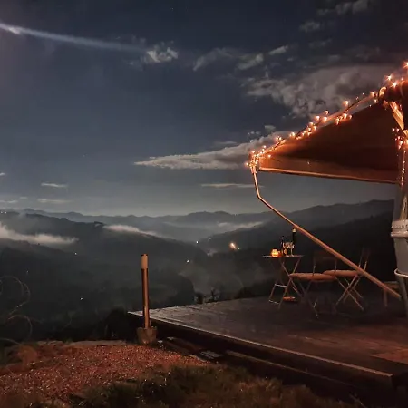 Camping Glamping In Italy *